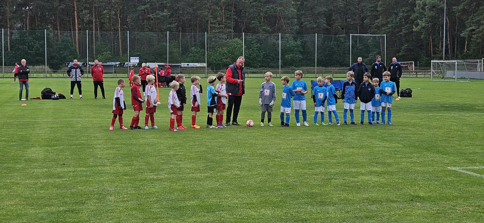 F-Junioren bleiben dran – Bild 4