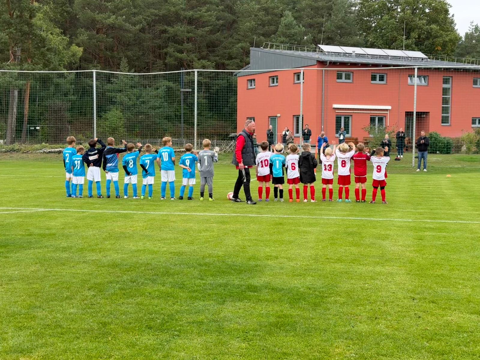 F-Junioren bleiben dran – Bild 3